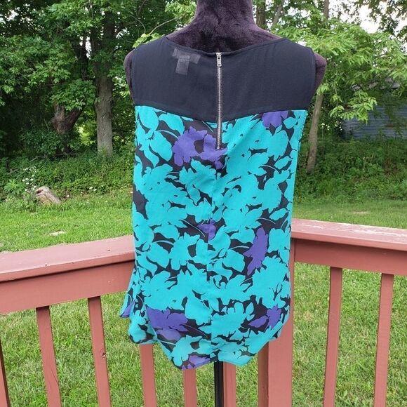 Ann Taylor Loft Ladies Sleeveless Sheer Top, Med - Picture 5 of 13